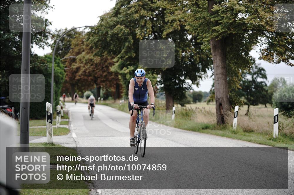 30.08.2026 - Elbe Triathlon Hamburg Michael Burmester http://msf.ph/oto/10074859 30.08.2026 10:54:01 Radfahren 1023, 1338 meine-sportfotos.de