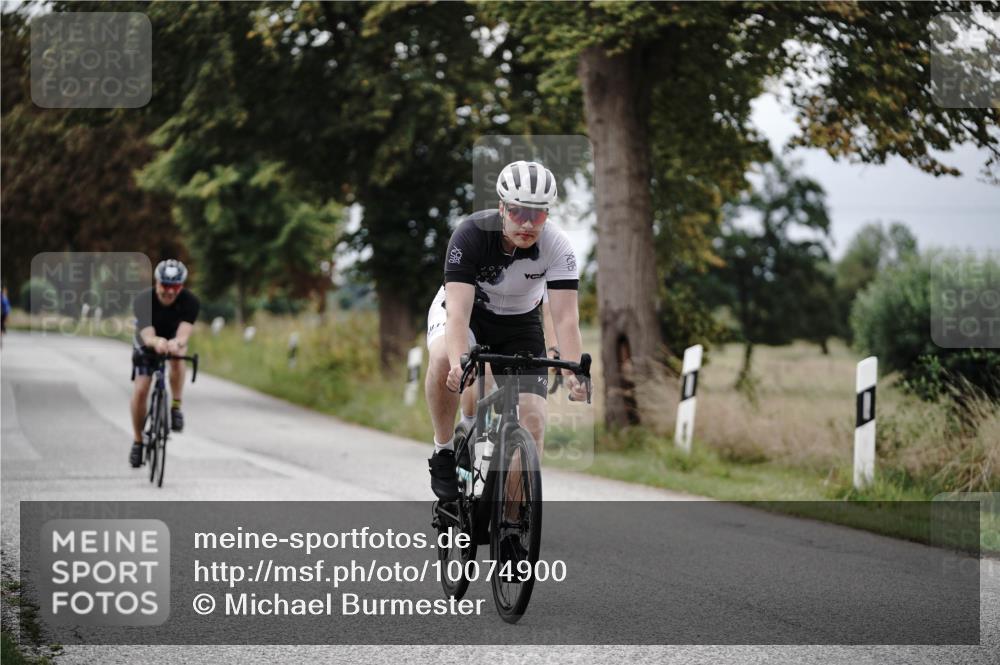 30.08.2026 - Elbe Triathlon Hamburg Michael Burmester http://msf.ph/oto/10074900 30.08.2026 10:54:55 Radfahren 1062, 1176, 1208, 1336 meine-sportfotos.de