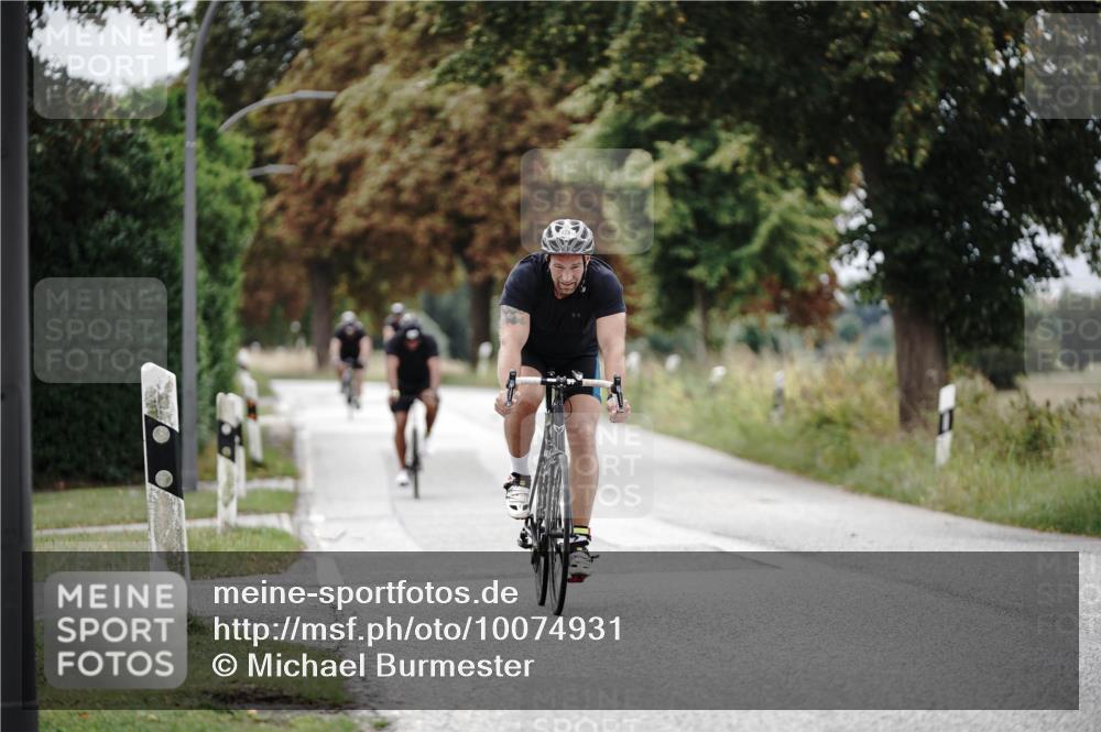 30.08.2026 - Elbe Triathlon Hamburg Michael Burmester http://msf.ph/oto/10074931 30.08.2026 10:55:20 Radfahren 1016, 1166, 1270, 1288 meine-sportfotos.de