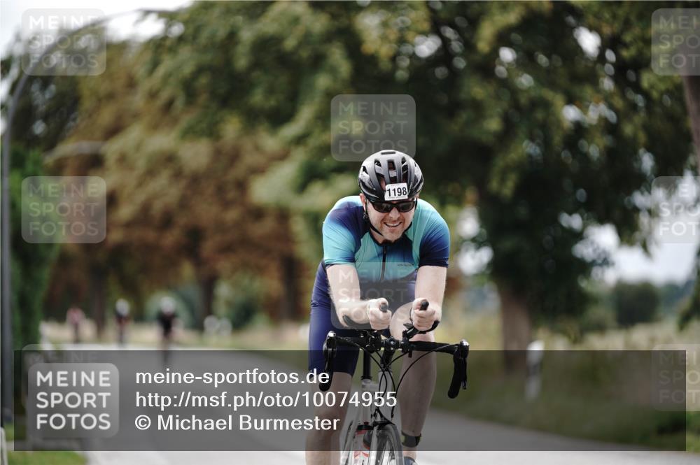 30.08.2026 - Elbe Triathlon Hamburg Michael Burmester http://msf.ph/oto/10074955 30.08.2026 10:55:36 Radfahren 1198, 1238, 1440 meine-sportfotos.de