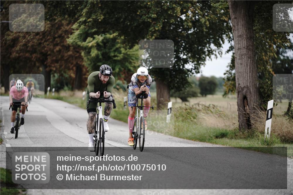 30.08.2026 - Elbe Triathlon Hamburg Michael Burmester http://msf.ph/oto/10075010 30.08.2026 10:57:01 Radfahren 942, 1064, 1144, 1151, 1281, 1284, 1314 meine-sportfotos.de