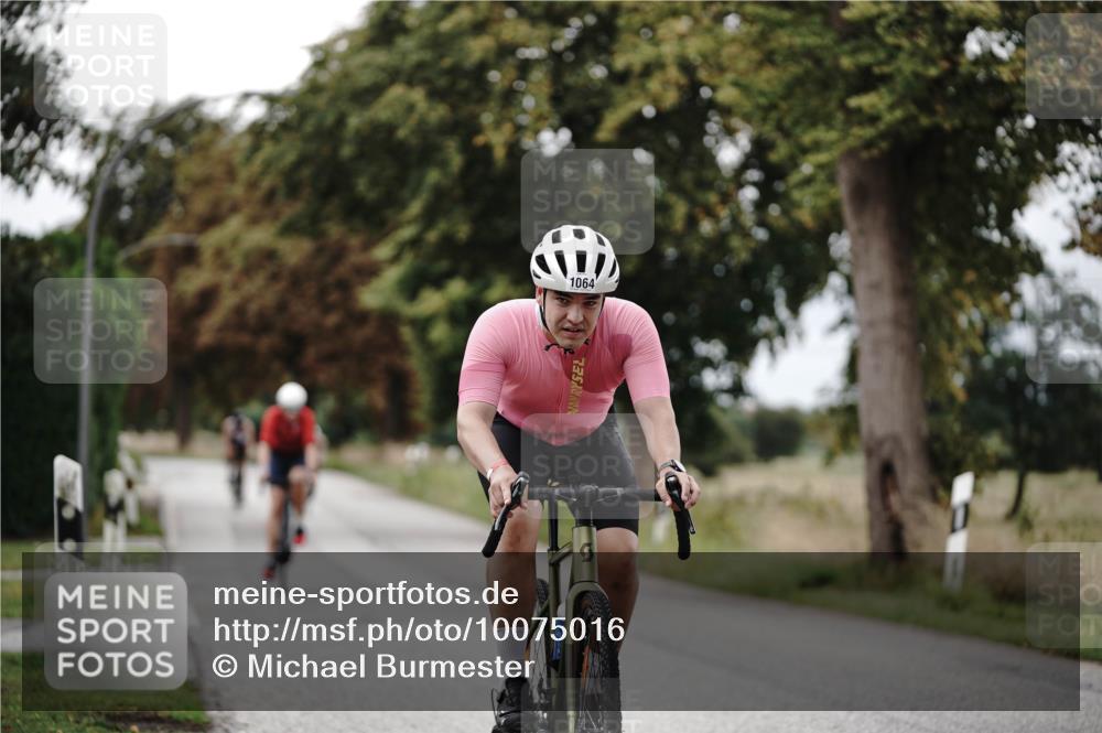 30.08.2026 - Elbe Triathlon Hamburg Michael Burmester http://msf.ph/oto/10075016 30.08.2026 10:57:04 Radfahren 1064, 1144, 1151, 1178, 1284, 1314, 1444 meine-sportfotos.de