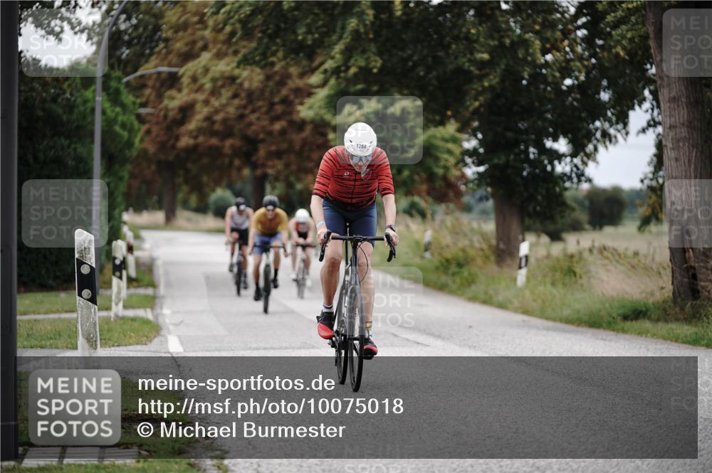 30.08.2026 - Elbe Triathlon Hamburg Michael Burmester http://msf.ph/oto/10075018 30.08.2026 10:57:06 Radfahren 1064, 1151, 1178, 1284, 1444 meine-sportfotos.de