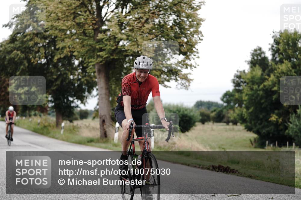 30.08.2026 - Elbe Triathlon Hamburg Michael Burmester http://msf.ph/oto/10075030 30.08.2026 10:57:28 Radfahren 1081, 1250, 1262, 1343, 1348 meine-sportfotos.de