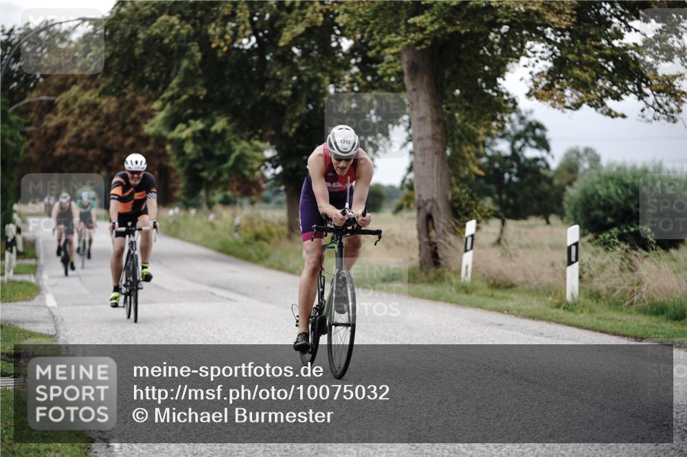 30.08.2026 - Elbe Triathlon Hamburg Michael Burmester http://msf.ph/oto/10075032 30.08.2026 10:57:30 Radfahren 1081, 1250, 1262, 1343, 1348 meine-sportfotos.de