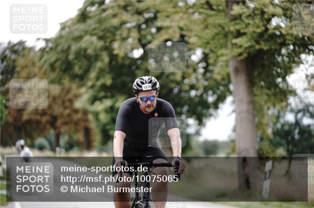 30.08.2026 - Elbe Triathlon Hamburg Michael Burmester http://msf.ph/oto/10075065 30.08.2026 10:57:58 Radfahren 1078, 1371, 1385 meine-sportfotos.de