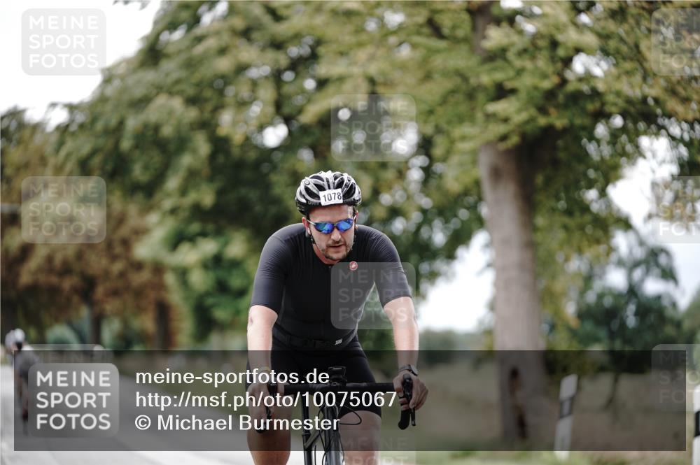 30.08.2026 - Elbe Triathlon Hamburg Michael Burmester http://msf.ph/oto/10075067 30.08.2026 10:57:58 Radfahren 1078, 1371, 1385 meine-sportfotos.de