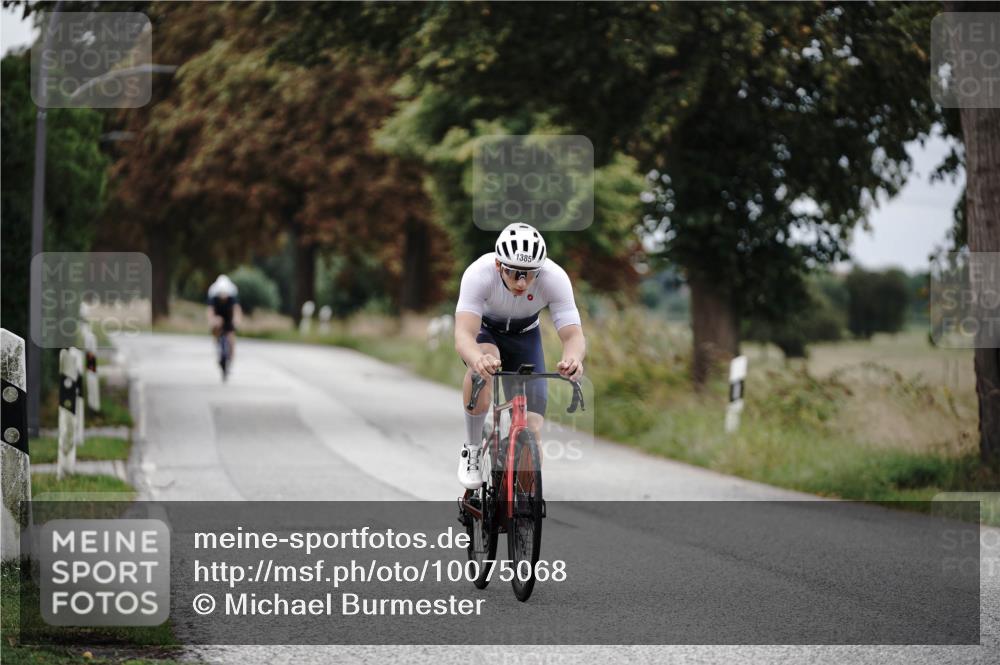 30.08.2026 - Elbe Triathlon Hamburg Michael Burmester http://msf.ph/oto/10075068 30.08.2026 10:58:00 Radfahren 1078, 1371, 1385, 1456 meine-sportfotos.de