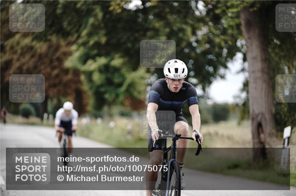 30.08.2026 - Elbe Triathlon Hamburg Michael Burmester http://msf.ph/oto/10075075 30.08.2026 10:58:06 Radfahren 1371, 1456 meine-sportfotos.de