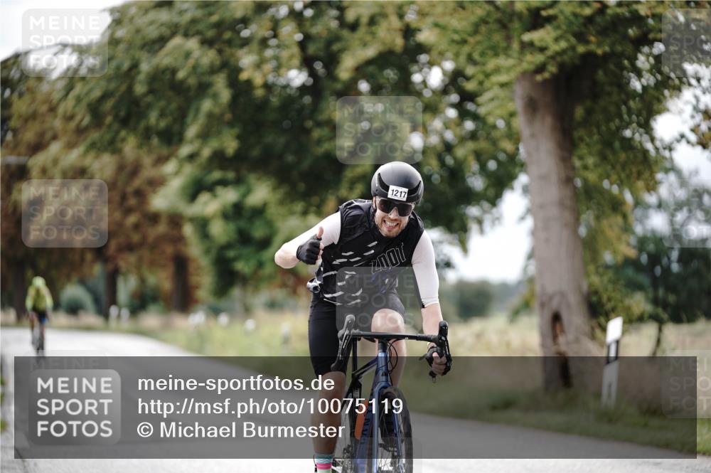 30.08.2026 - Elbe Triathlon Hamburg Michael Burmester http://msf.ph/oto/10075119 30.08.2026 10:59:18 Radfahren 1217, 1291, 1384 meine-sportfotos.de
