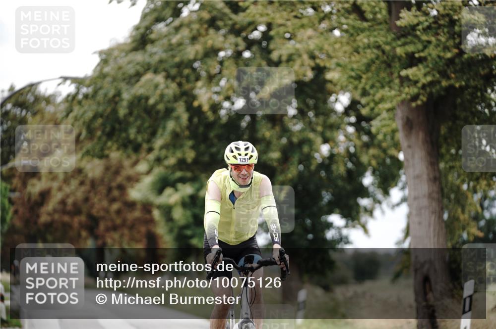 30.08.2026 - Elbe Triathlon Hamburg Michael Burmester http://msf.ph/oto/10075126 30.08.2026 10:59:24 Radfahren 1291 meine-sportfotos.de