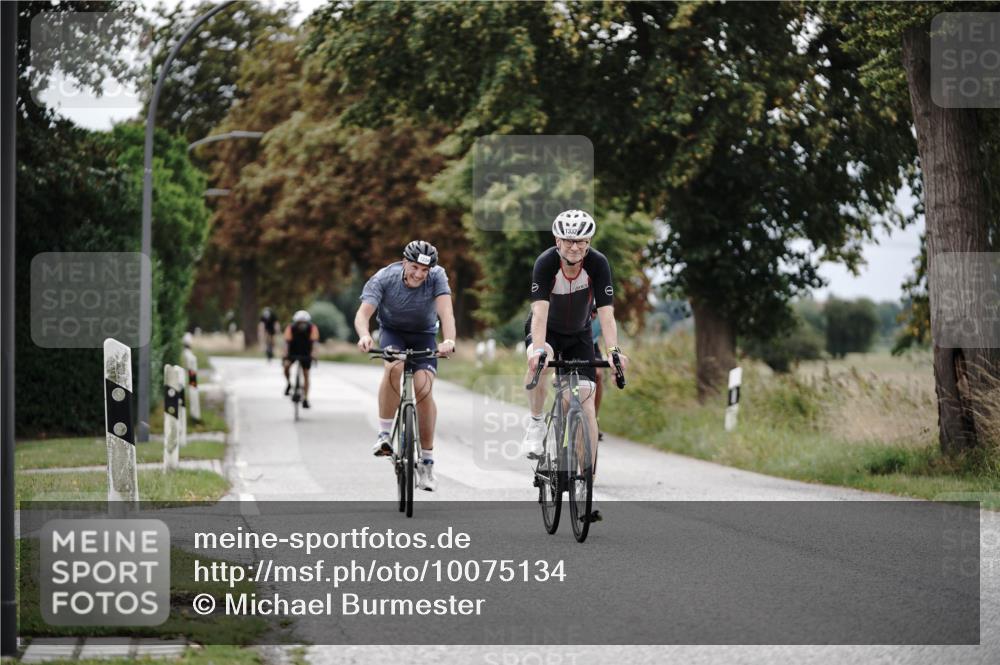 30.08.2026 - Elbe Triathlon Hamburg Michael Burmester http://msf.ph/oto/10075134 30.08.2026 10:59:34 Radfahren 1050, 1172, 1189, 1234, 1332 meine-sportfotos.de