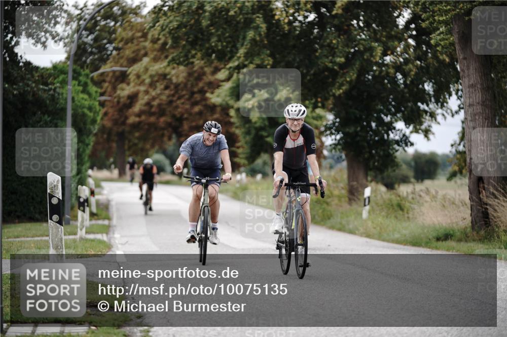 30.08.2026 - Elbe Triathlon Hamburg Michael Burmester http://msf.ph/oto/10075135 30.08.2026 10:59:34 Radfahren 1050, 1172, 1189, 1234, 1332 meine-sportfotos.de
