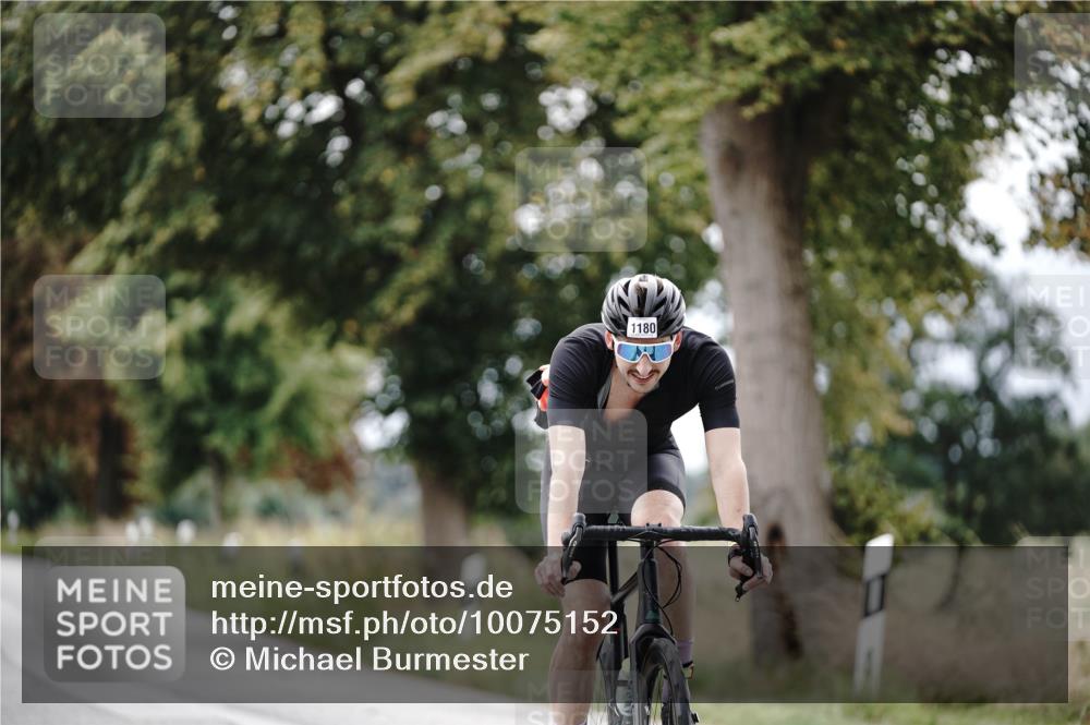 30.08.2026 - Elbe Triathlon Hamburg Michael Burmester http://msf.ph/oto/10075152 30.08.2026 10:59:45 Radfahren 1159, 1180, 1184, 1228, 1449 meine-sportfotos.de