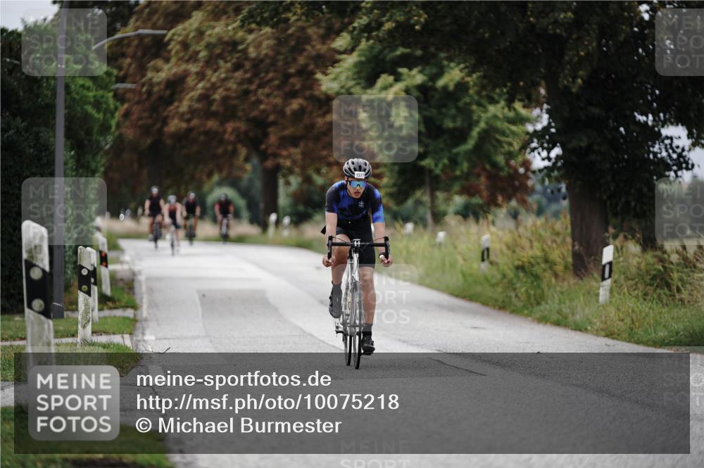 30.08.2026 - Elbe Triathlon Hamburg Michael Burmester http://msf.ph/oto/10075218 30.08.2026 11:00:37 Radfahren 1377, 1455 meine-sportfotos.de