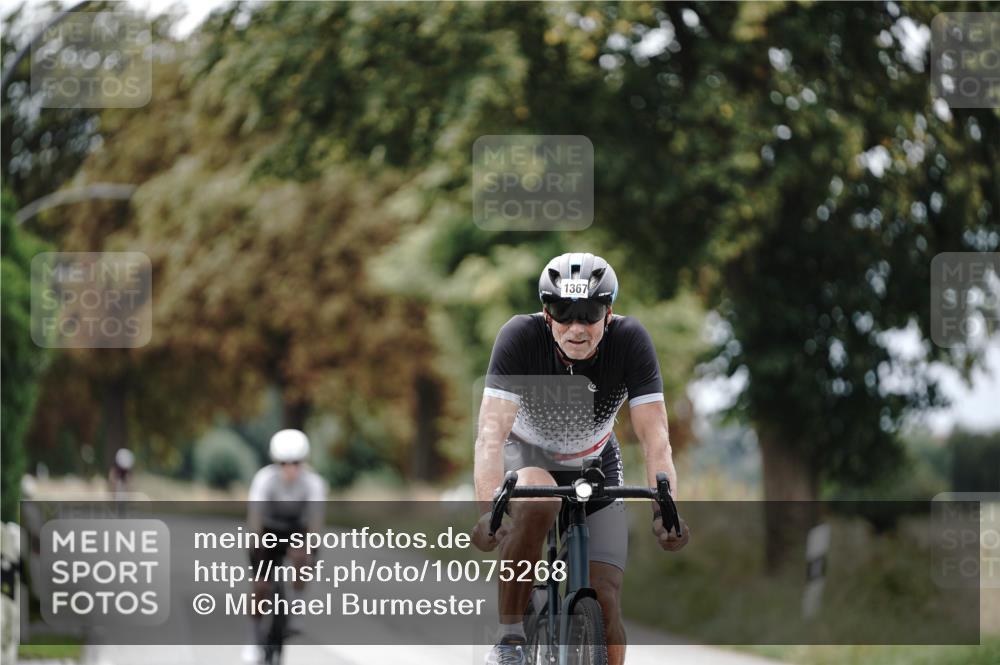 30.08.2026 - Elbe Triathlon Hamburg Michael Burmester http://msf.ph/oto/10075268 30.08.2026 11:01:32 Radfahren 941, 1367 meine-sportfotos.de