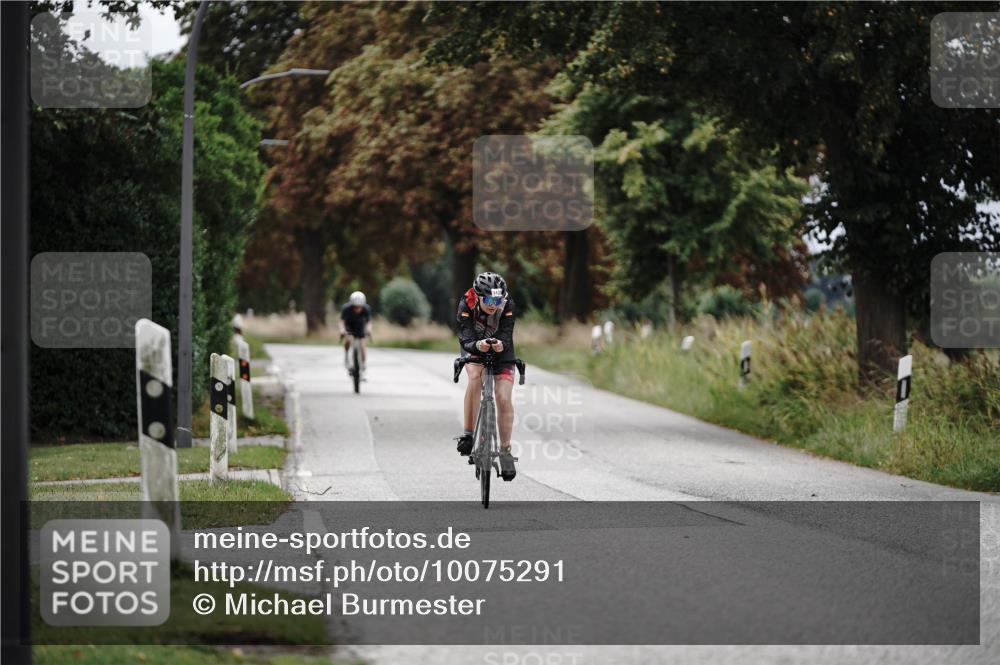 30.08.2026 - Elbe Triathlon Hamburg Michael Burmester http://msf.ph/oto/10075291 30.08.2026 11:02:17 Radfahren 1132, 1202, 1423 meine-sportfotos.de