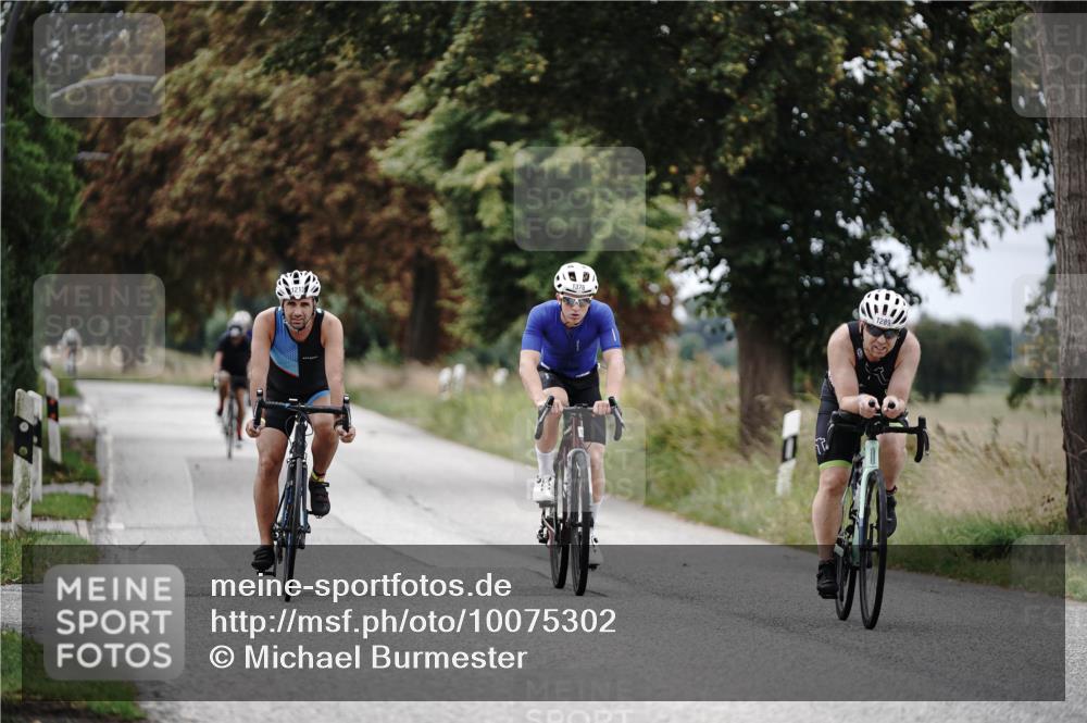 30.08.2026 - Elbe Triathlon Hamburg Michael Burmester http://msf.ph/oto/10075302 30.08.2026 11:02:35 Radfahren 1205, 1213, 1226, 1289, 1376 meine-sportfotos.de