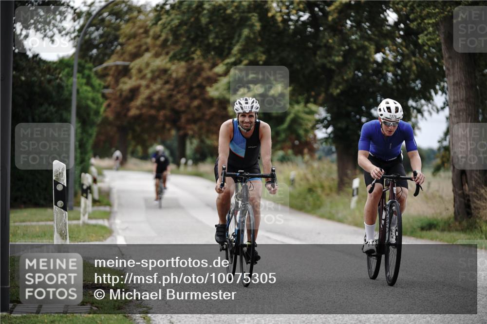 30.08.2026 - Elbe Triathlon Hamburg Michael Burmester http://msf.ph/oto/10075305 30.08.2026 11:02:36 Radfahren 1205, 1213, 1226, 1289, 1376 meine-sportfotos.de