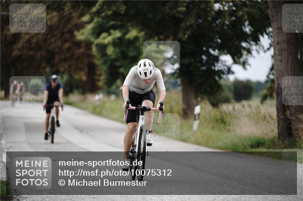30.08.2026 - Elbe Triathlon Hamburg Michael Burmester http://msf.ph/oto/10075312 30.08.2026 11:02:48 Radfahren 1412, 1448 meine-sportfotos.de