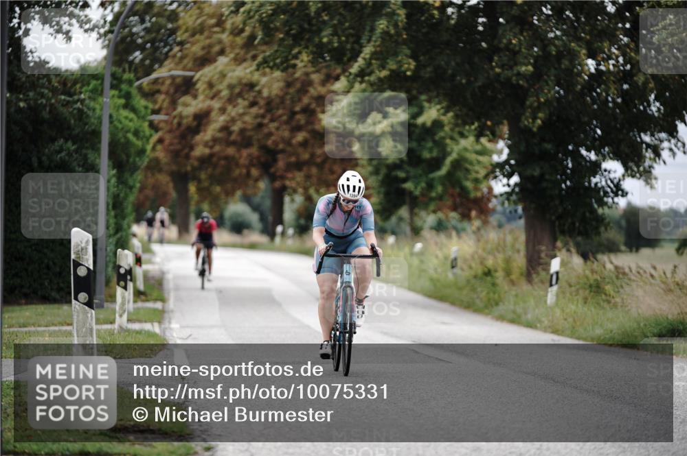 30.08.2026 - Elbe Triathlon Hamburg Michael Burmester http://msf.ph/oto/10075331 30.08.2026 11:03:04 Radfahren 1157, 1285, 1394, 1400 meine-sportfotos.de