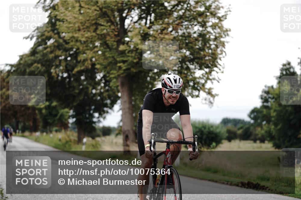 30.08.2026 - Elbe Triathlon Hamburg Michael Burmester http://msf.ph/oto/10075364 30.08.2026 11:03:40 Radfahren 1122, 1163, 1411 meine-sportfotos.de