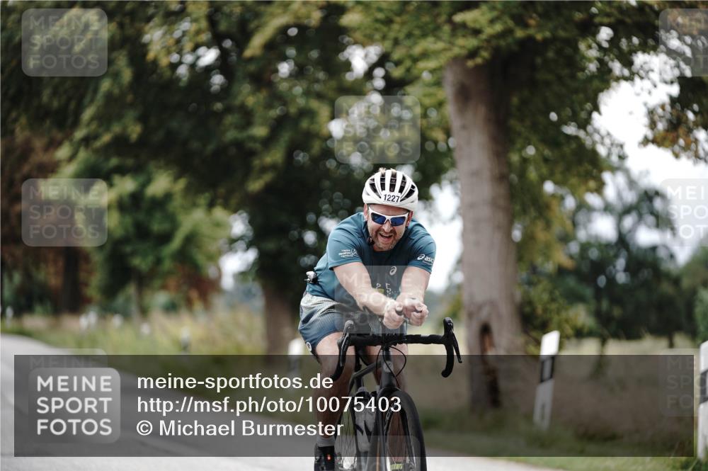 30.08.2026 - Elbe Triathlon Hamburg Michael Burmester http://msf.ph/oto/10075403 30.08.2026 11:04:18 Radfahren 1158, 1227, 1424 meine-sportfotos.de