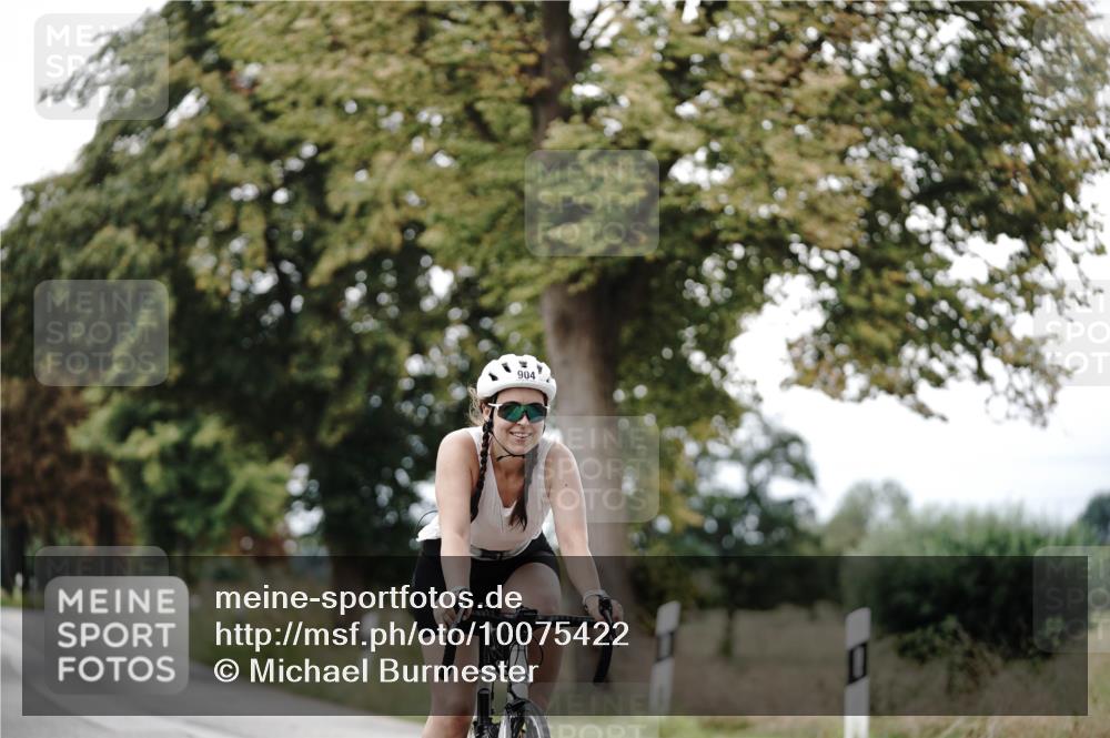 30.08.2026 - Elbe Triathlon Hamburg Michael Burmester http://msf.ph/oto/10075422 30.08.2026 11:04:28 Radfahren 904, 1403, 1404 meine-sportfotos.de