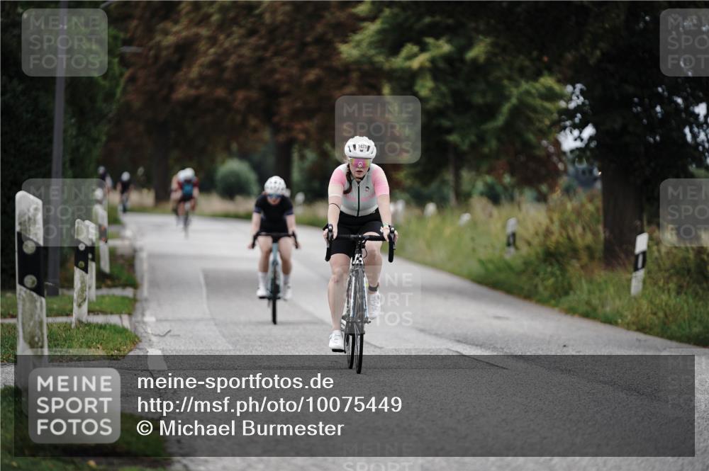 30.08.2026 - Elbe Triathlon Hamburg Michael Burmester http://msf.ph/oto/10075449 30.08.2026 11:04:53 Radfahren 1391, 1425 meine-sportfotos.de