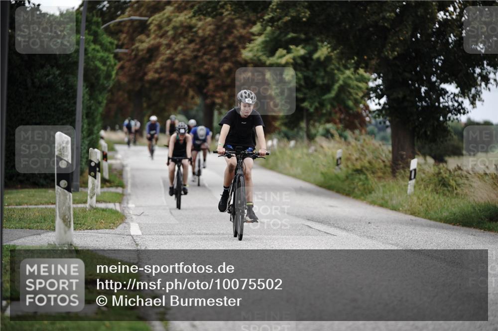 30.08.2026 - Elbe Triathlon Hamburg Michael Burmester http://msf.ph/oto/10075502 30.08.2026 11:05:46 Radfahren 894, 1177, 1307, 1346, 1347, 1451 meine-sportfotos.de