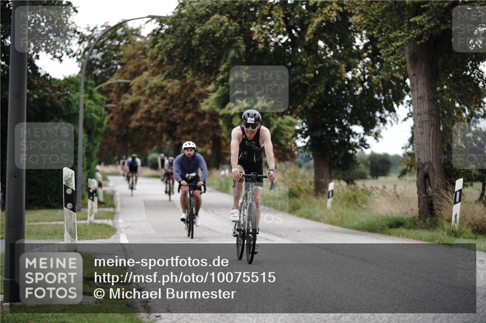 30.08.2026 - Elbe Triathlon Hamburg Michael Burmester http://msf.ph/oto/10075515 30.08.2026 11:05:53 Radfahren 518, 894, 1154, 1177, 1271, 1307, 1341, 1346 meine-sportfotos.de