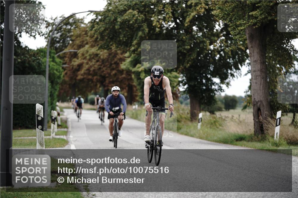 30.08.2026 - Elbe Triathlon Hamburg Michael Burmester http://msf.ph/oto/10075516 30.08.2026 11:05:53 Radfahren 518, 894, 1154, 1177, 1271, 1307, 1341, 1346 meine-sportfotos.de