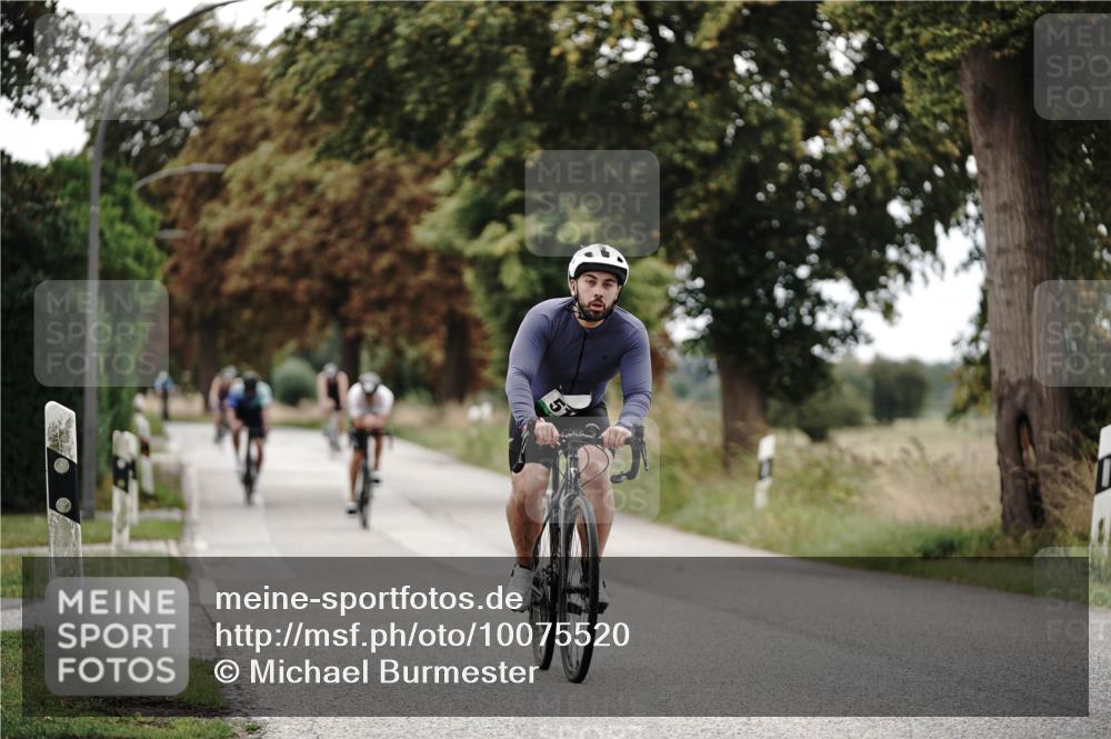 30.08.2026 - Elbe Triathlon Hamburg Michael Burmester http://msf.ph/oto/10075520 30.08.2026 11:05:55 Radfahren 518, 1154, 1271, 1307, 1341, 1346 meine-sportfotos.de