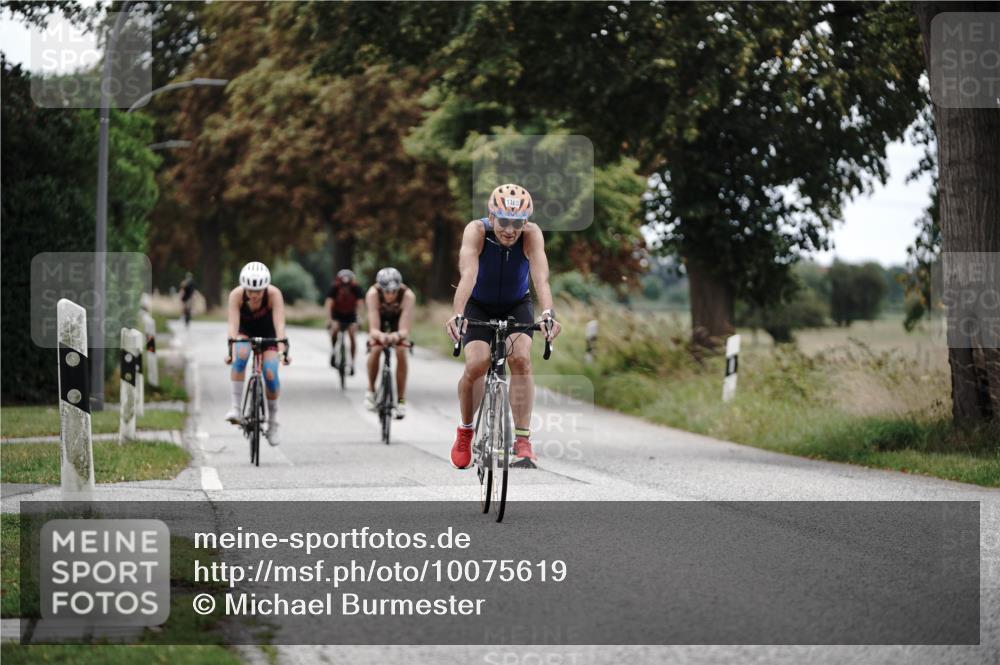 30.08.2026 - Elbe Triathlon Hamburg Michael Burmester http://msf.ph/oto/10075619 30.08.2026 11:07:13 Radfahren 1268, 1272, 1365, 1414 meine-sportfotos.de