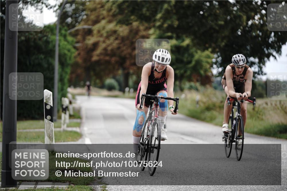 30.08.2026 - Elbe Triathlon Hamburg Michael Burmester http://msf.ph/oto/10075624 30.08.2026 11:07:15 Radfahren 1268, 1272, 1365, 1414 meine-sportfotos.de