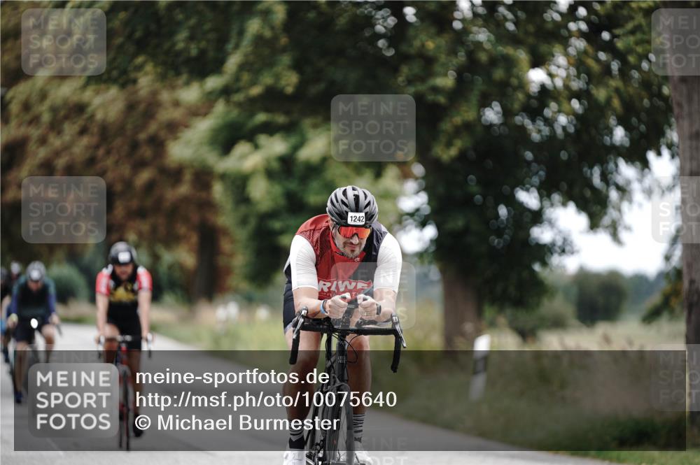 30.08.2026 - Elbe Triathlon Hamburg Michael Burmester http://msf.ph/oto/10075640 30.08.2026 11:07:31 Radfahren 1142, 1242, 1273, 1372, 1397 meine-sportfotos.de