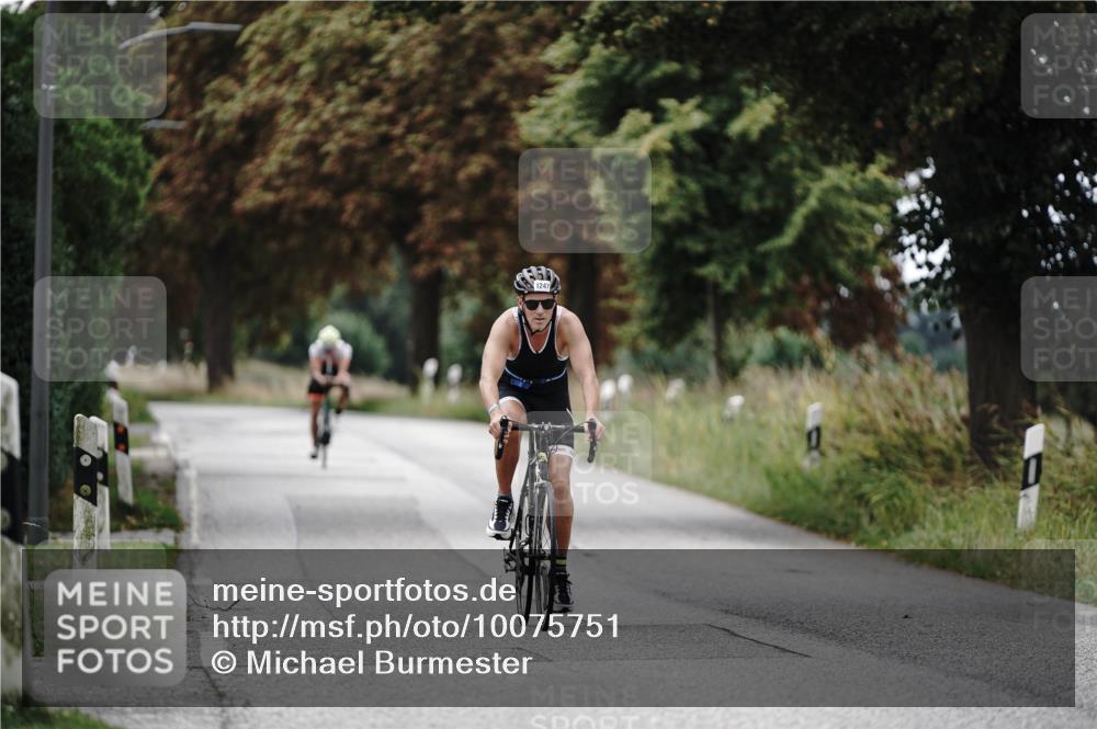 30.08.2026 - Elbe Triathlon Hamburg Michael Burmester http://msf.ph/oto/10075751 30.08.2026 11:08:51 Radfahren 1247, 1355 meine-sportfotos.de