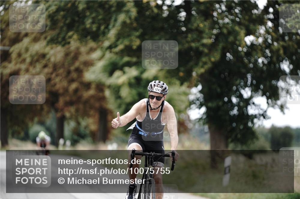 30.08.2026 - Elbe Triathlon Hamburg Michael Burmester http://msf.ph/oto/10075755 30.08.2026 11:08:52 Radfahren 1247, 1355 meine-sportfotos.de