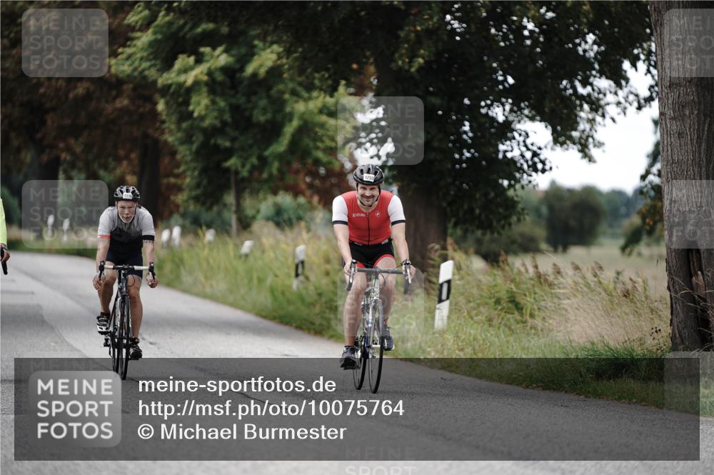 30.08.2026 - Elbe Triathlon Hamburg Michael Burmester http://msf.ph/oto/10075764 30.08.2026 11:09:07 Radfahren 1128, 1253, 1316 meine-sportfotos.de