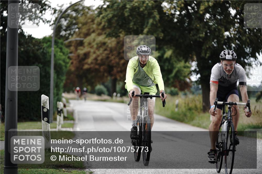 30.08.2026 - Elbe Triathlon Hamburg Michael Burmester http://msf.ph/oto/10075773 30.08.2026 11:09:09 Radfahren 1128, 1253, 1316 meine-sportfotos.de