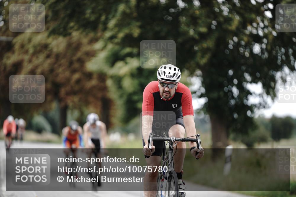 30.08.2026 - Elbe Triathlon Hamburg Michael Burmester http://msf.ph/oto/10075780 30.08.2026 11:09:21 Radfahren 1299, 1353, 1422, 1441 meine-sportfotos.de