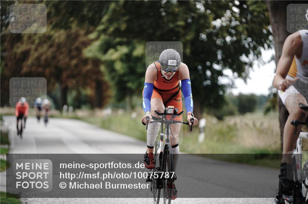 30.08.2026 - Elbe Triathlon Hamburg Michael Burmester http://msf.ph/oto/10075787 30.08.2026 11:09:23 Radfahren 982, 1299, 1422, 1441, 1446 meine-sportfotos.de