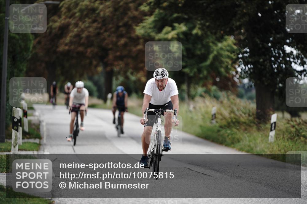 30.08.2026 - Elbe Triathlon Hamburg Michael Burmester http://msf.ph/oto/10075815 30.08.2026 11:09:47 Radfahren 1257, 1338, 1382, 1507 meine-sportfotos.de