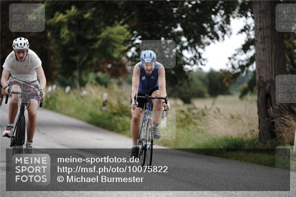 30.08.2026 - Elbe Triathlon Hamburg Michael Burmester http://msf.ph/oto/10075822 30.08.2026 11:09:51 Radfahren 1257, 1265, 1338, 1345, 1382 meine-sportfotos.de
