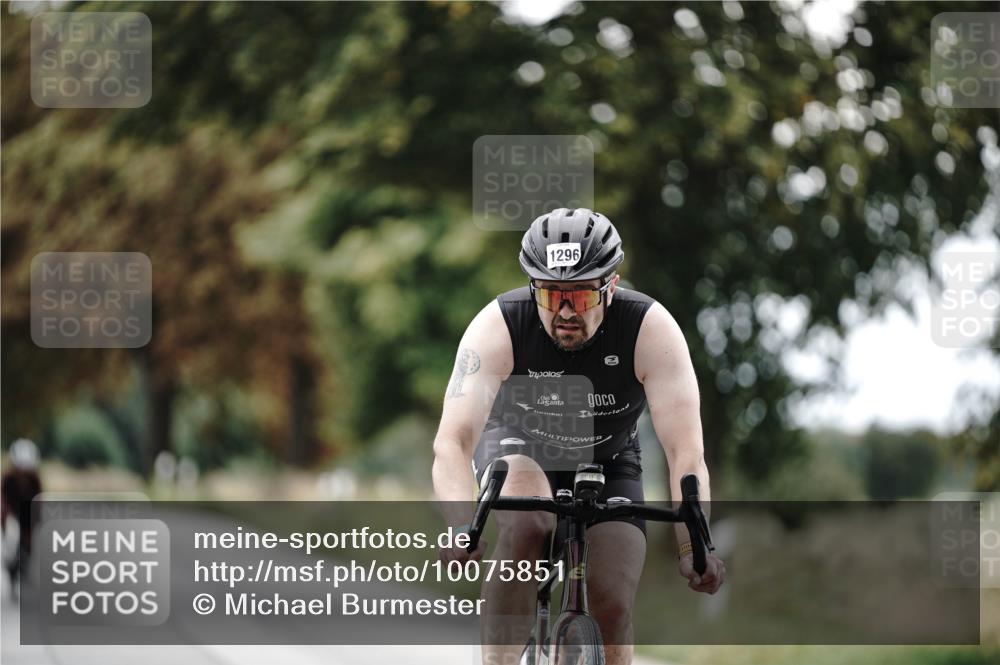 30.08.2026 - Elbe Triathlon Hamburg Michael Burmester http://msf.ph/oto/10075851 30.08.2026 11:10:10 Radfahren 1296, 1481 meine-sportfotos.de