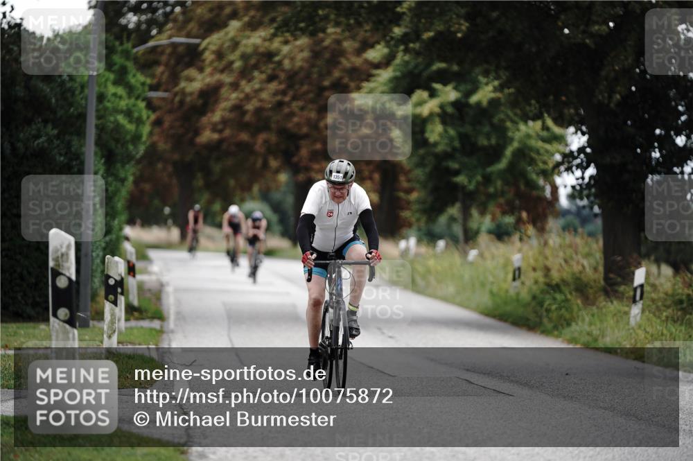 30.08.2026 - Elbe Triathlon Hamburg Michael Burmester http://msf.ph/oto/10075872 30.08.2026 11:10:40 Radfahren 1351, 1427, 1447, 1452 meine-sportfotos.de