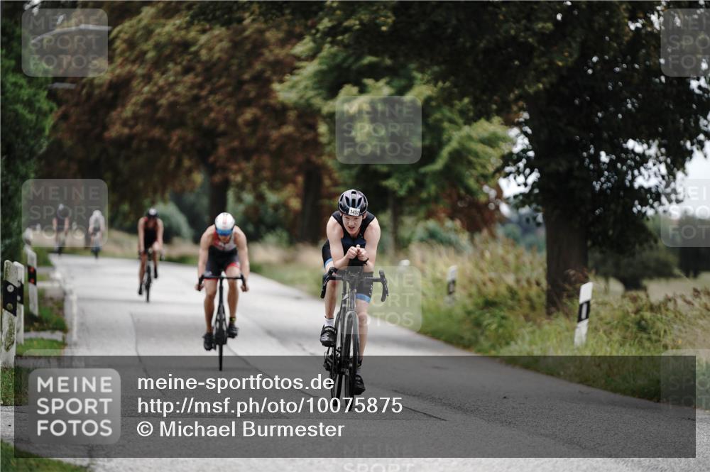 30.08.2026 - Elbe Triathlon Hamburg Michael Burmester http://msf.ph/oto/10075875 30.08.2026 11:10:45 Radfahren 1351, 1447, 1452, 1463 meine-sportfotos.de