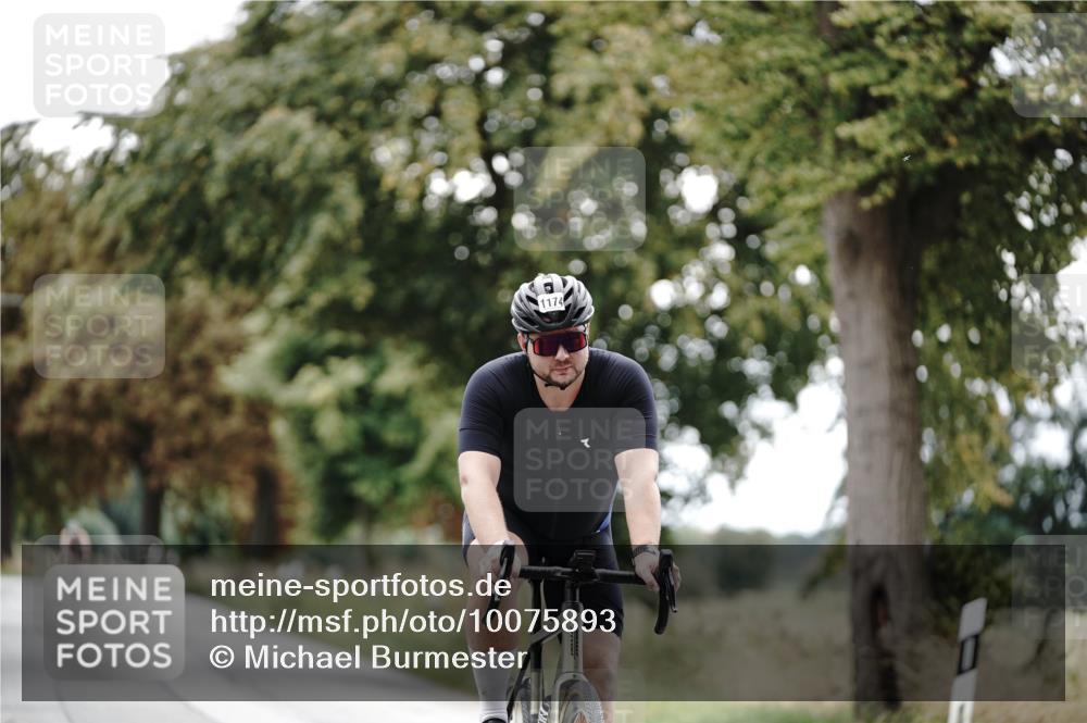 30.08.2026 - Elbe Triathlon Hamburg Michael Burmester http://msf.ph/oto/10075893 30.08.2026 11:10:58 Radfahren 1174, 1439, 1518 meine-sportfotos.de