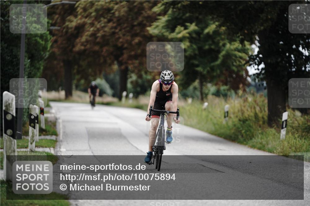 30.08.2026 - Elbe Triathlon Hamburg Michael Burmester http://msf.ph/oto/10075894 30.08.2026 11:11:03 Radfahren 1439 meine-sportfotos.de
