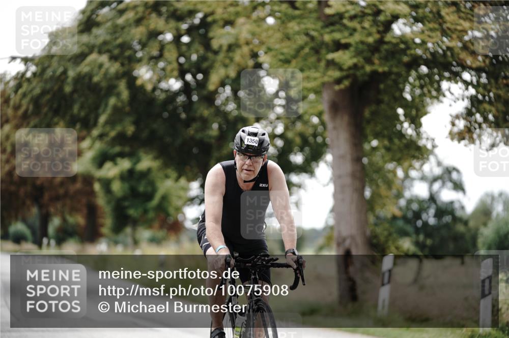 30.08.2026 - Elbe Triathlon Hamburg Michael Burmester http://msf.ph/oto/10075908 30.08.2026 11:11:24 Radfahren 1350 meine-sportfotos.de